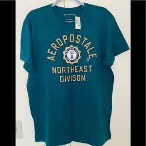 Aeropostale T shirt (large)